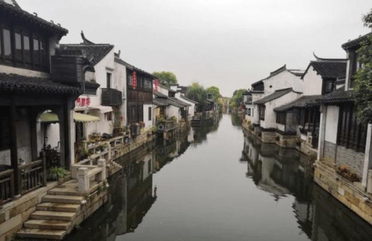 豆浆和牛奶谁的营养价值比较高呢？哪个适合糖尿病患者喝？游戏画面